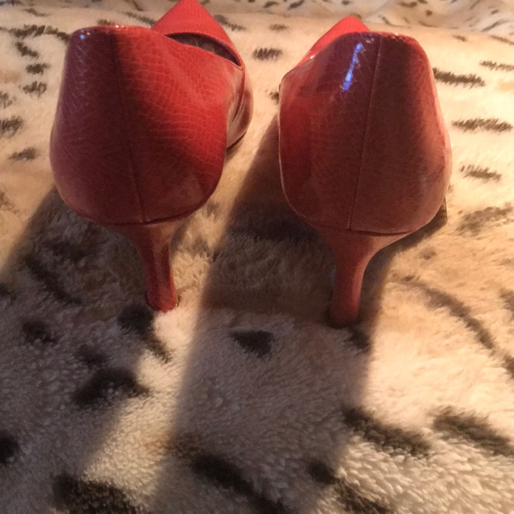 Heels - Picture 3 of 4